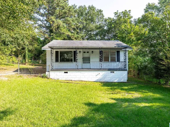 3110 Eulaton Rd, Anniston, AL 36201