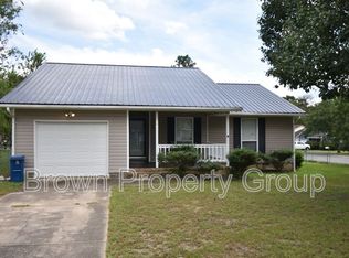 6817 Sugarbin Ln, Fayetteville, NC 28314