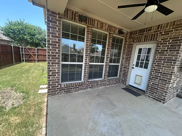3004 Hereford Dr — Photo 36