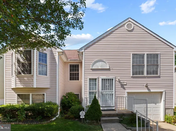 16 Rhonda Ct, Baltimore, MD 21244