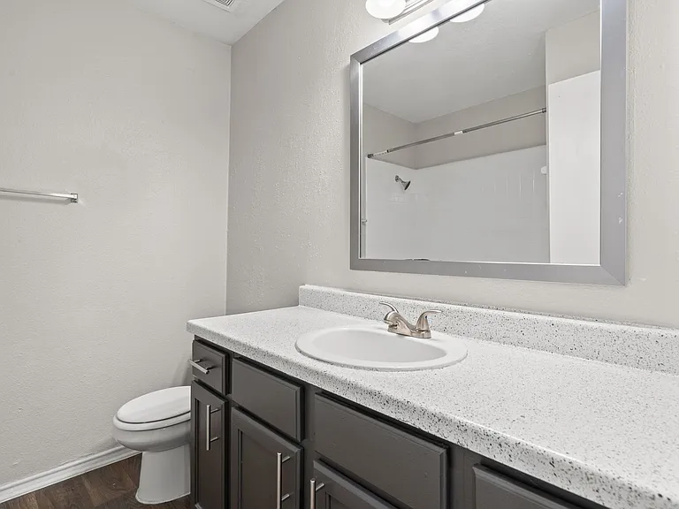 502 W Longspur Blvd — Photo 54