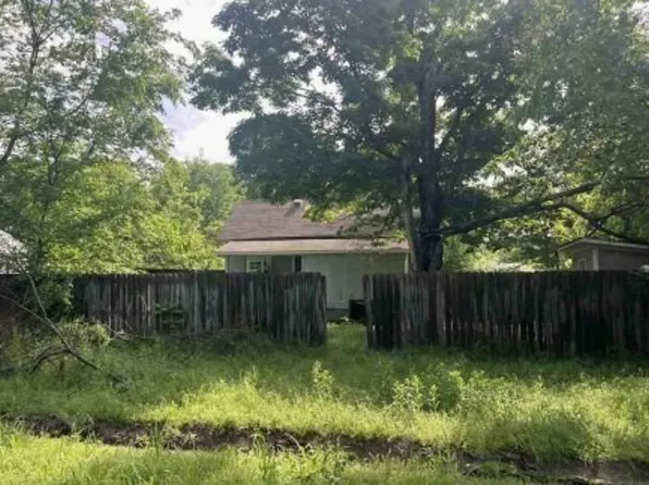 1105 N Vinita Ave, Tahlequah, OK 74464