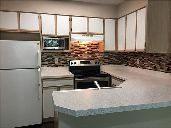 2nd image of 6000 Shepherd Mountain Cv Unit 1403