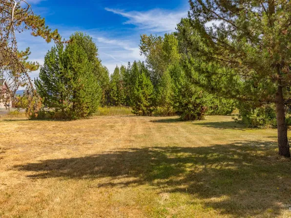 12917 Spring Valley Rd, Donnelly, ID 83615