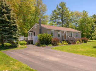 8 Middlebrook Dr, Arundel, ME 04046