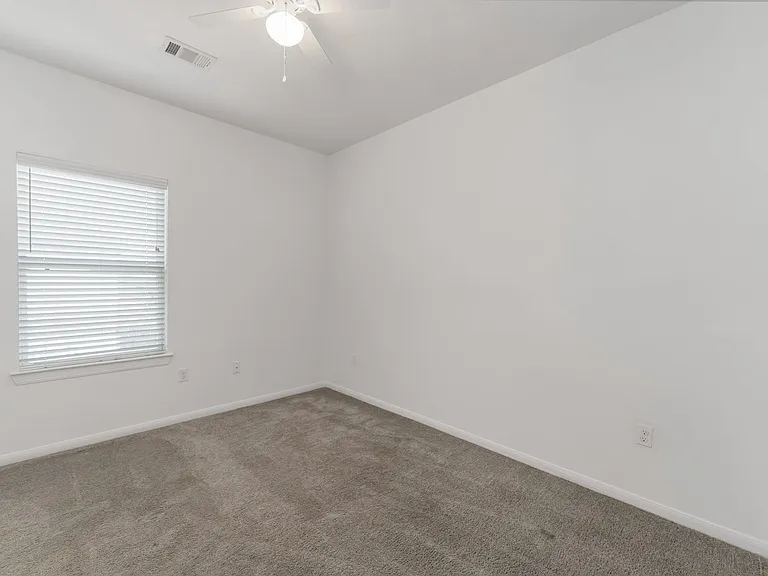 7902 Parnell St #B — Photo 9
