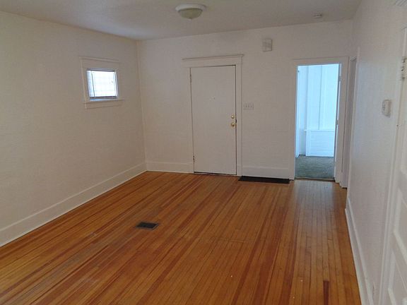5th image of 1923 11th Ave