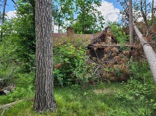 10715 N Clear Lake Rd, Elcho, WI 54428