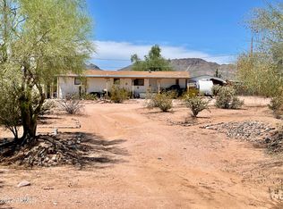 1936 W Smoketree St, Apache Junction, AZ 85120