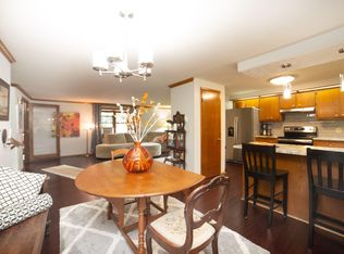 3315 S Regal Dr, New Berlin, WI 53151