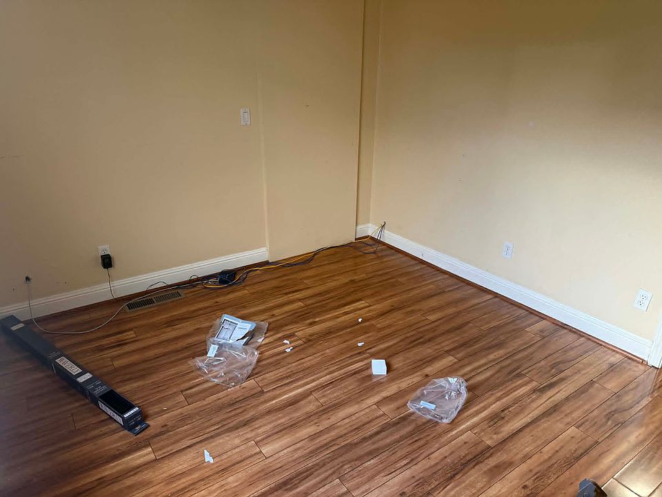 1st image of 685 Barrett Ave #685