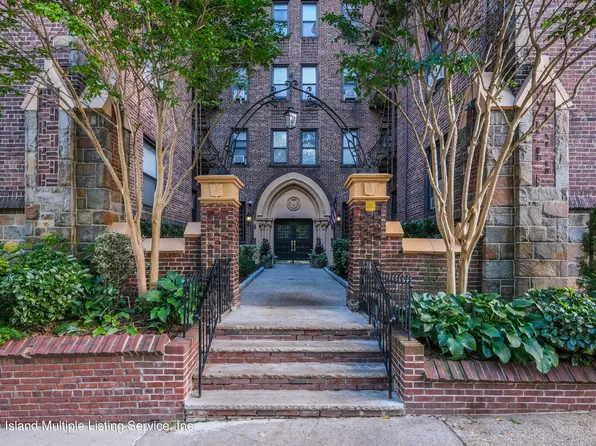215 Hart Blvd APT 4J, Staten Island, NY 10301