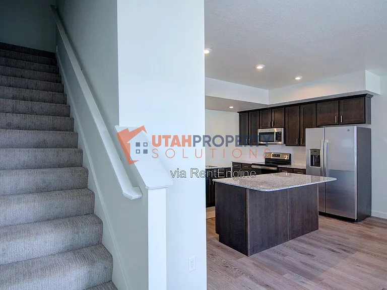 1008 W 430 S — Photo 10
