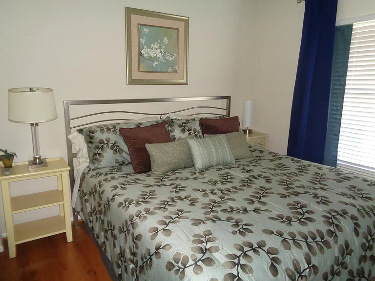 6 Coburn Ln — Photo 18