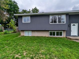 2290 12th Ave E, Saint Paul, MN 55109