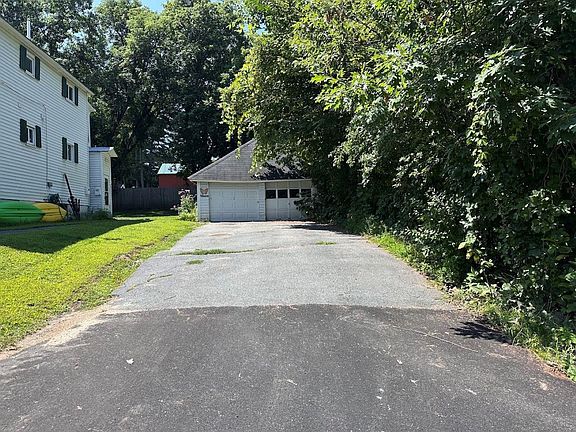 3rd image of 252 North Street