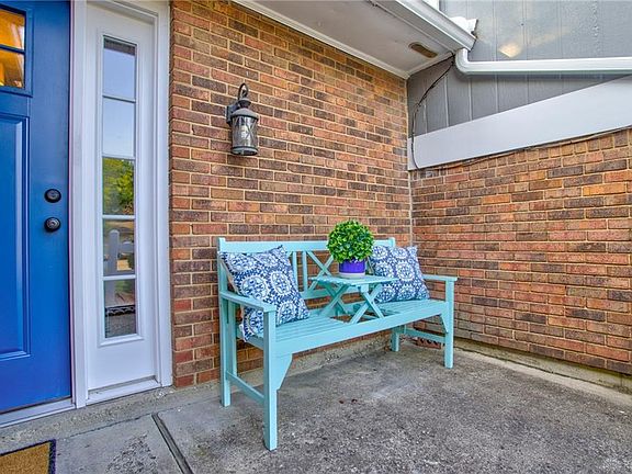 5th image of 765 Bay Brooke Ct