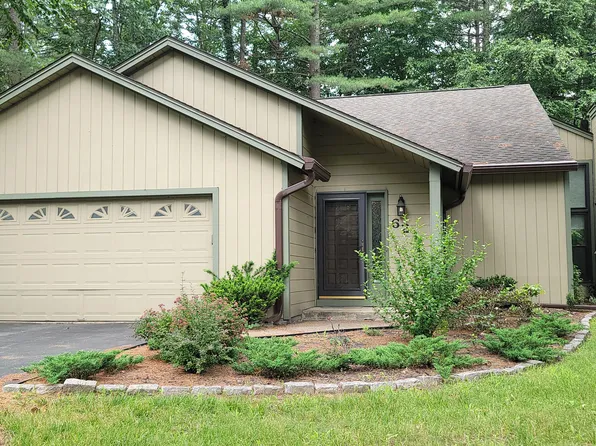 62 Meadow Rue Place Place, Ballston Spa, NY 12020