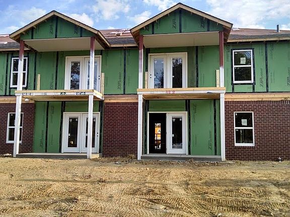 3rd image of 11314 Breeze Cir Unit 103