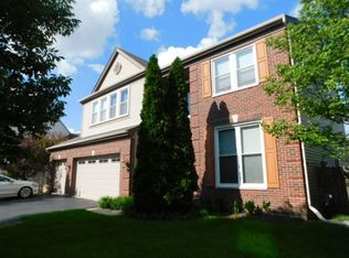 596 Wingpointe Dr, Aurora, IL 60506