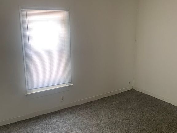 2nd image of 1010 N 12th St