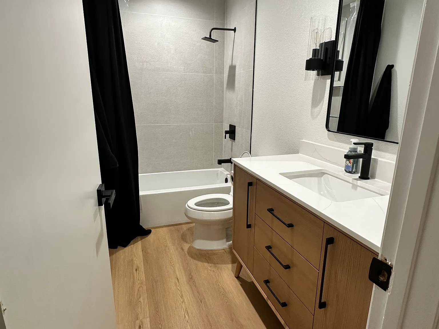 1 bed, $1,550 — Photo 2