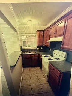 1811 West Kuhn - 7 — Photo 3