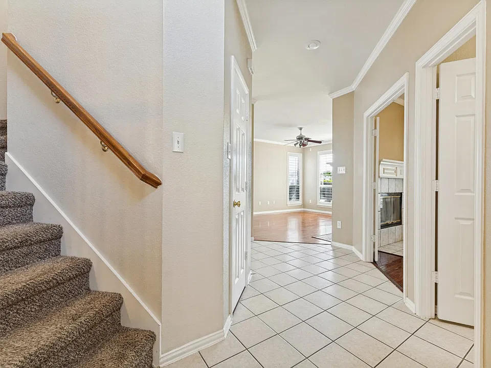 5404 Pecan Creek Cir