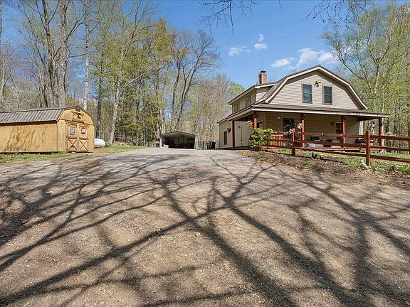 2nd image of 321 Loudon Road