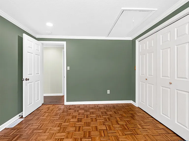 625 S Spotswood Trl — Photo 22