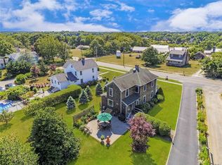 12 River Ave, Eastport, NY 11941