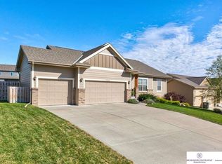 17514 Redman Ave, Omaha, NE 68116