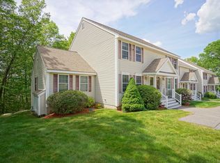 92 Overlook Cir, Hudson, NH 03051