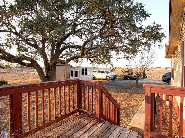 375 CR 6723, San Antonio, TX 78059