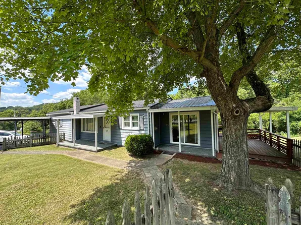 319 Dog Rdg, Ashland, KY 41102