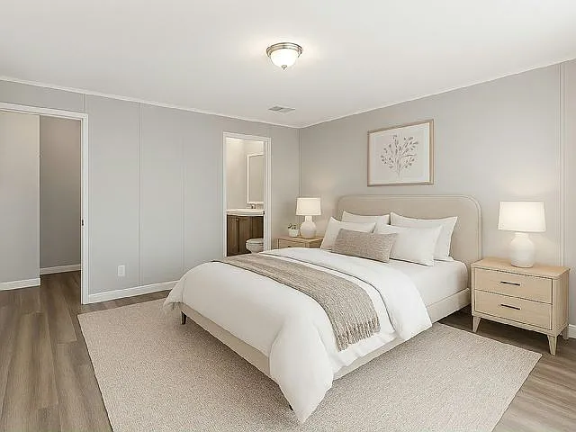 3 bed, 2.0 bath, 1056 sqft, $1,960 — Photo 4