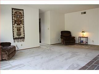 4th image of 766 Shetland Ct