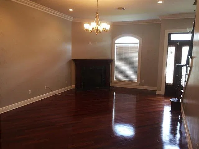4 bed, 3.0 bath, 1450 sqft, $2,600 — Photo 2