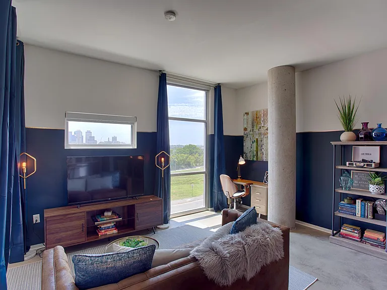 2115 Yeaman Pl #306 — Photo 39