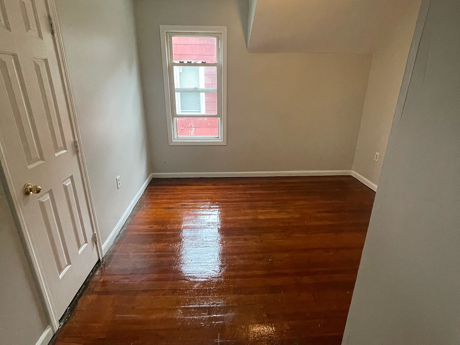 502 wilson st — Photo 3