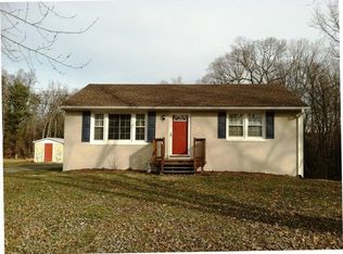 112 Mill Pond Rd, Warsaw, VA 22572