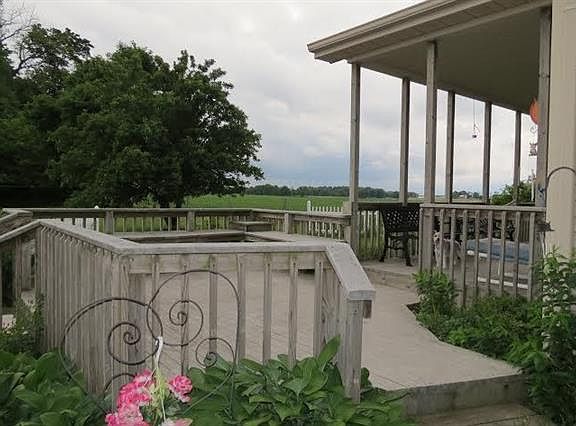 3rd image of 3209 E County Road 600 S