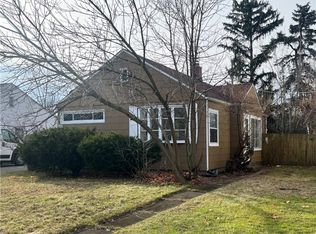 1520 Eggert Rd, Amherst, NY 14226