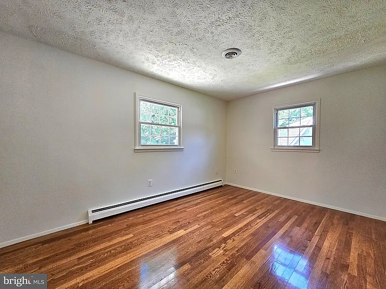 4123 Glendale Rd — Photo 23