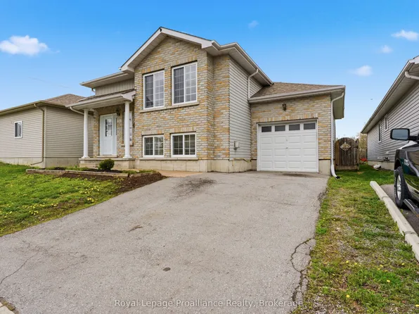 116 Pine St, Belleville, ON K8N 0A4