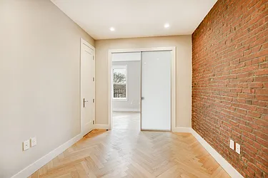 Rented by Akelius Real Estate Management