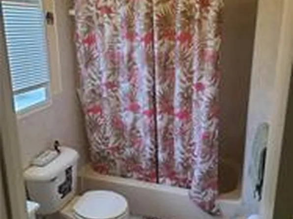 772 Lincoln Avenue image 7 of 9