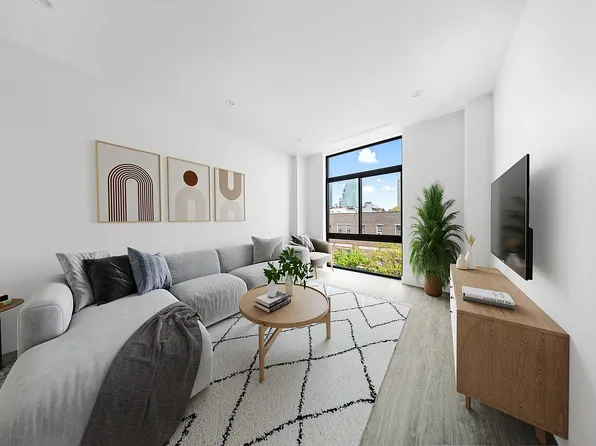 4640 Vernon Blvd #4A, Long Island City, NY 11101