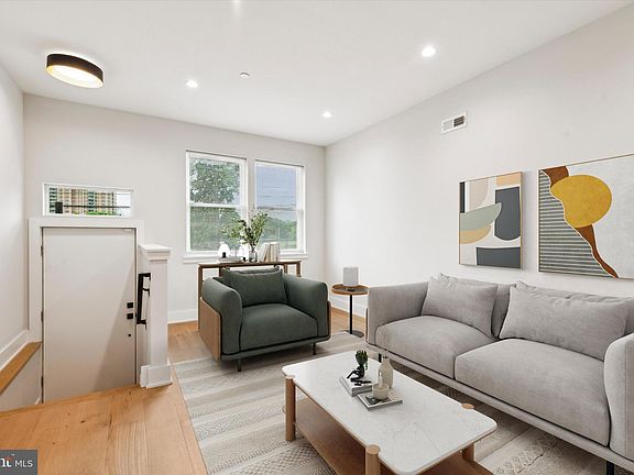 4th image of 447 N 42nd St