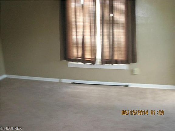 5th image of 690 High St